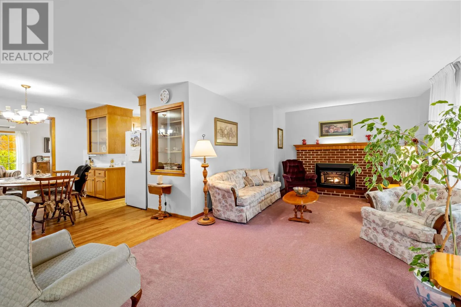 72 MacRae Drive
