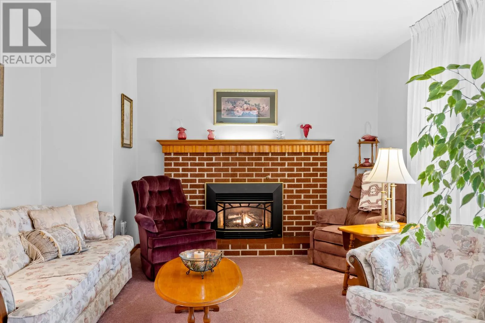 72 MacRae Drive