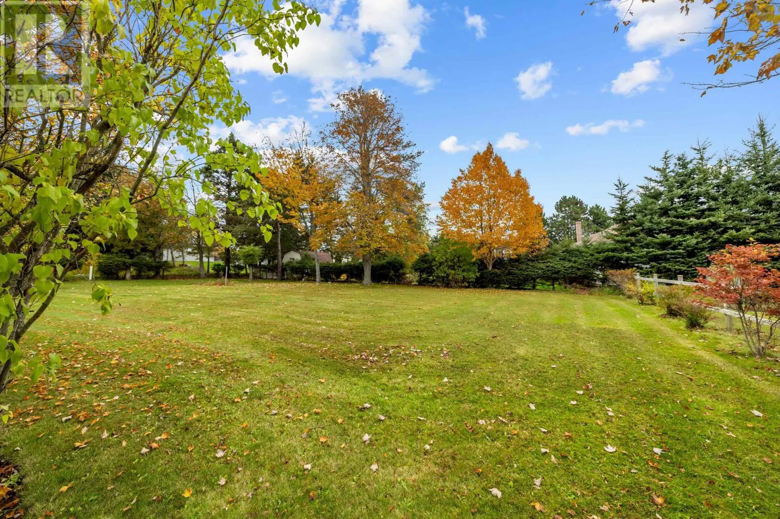 72 MacRae Drive