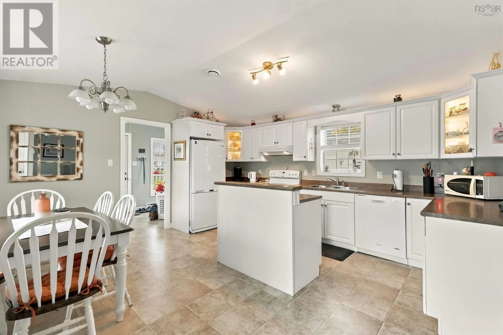 38 Irven Drive