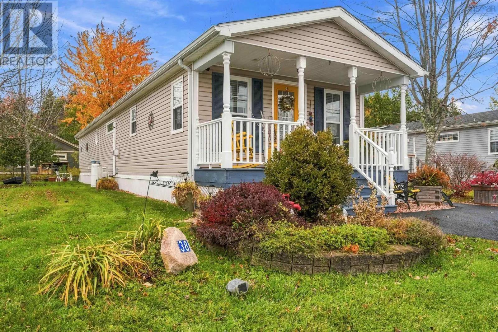 38 Irven Drive