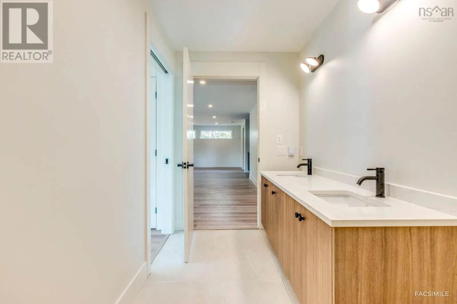 5086 292 Bondi Drive