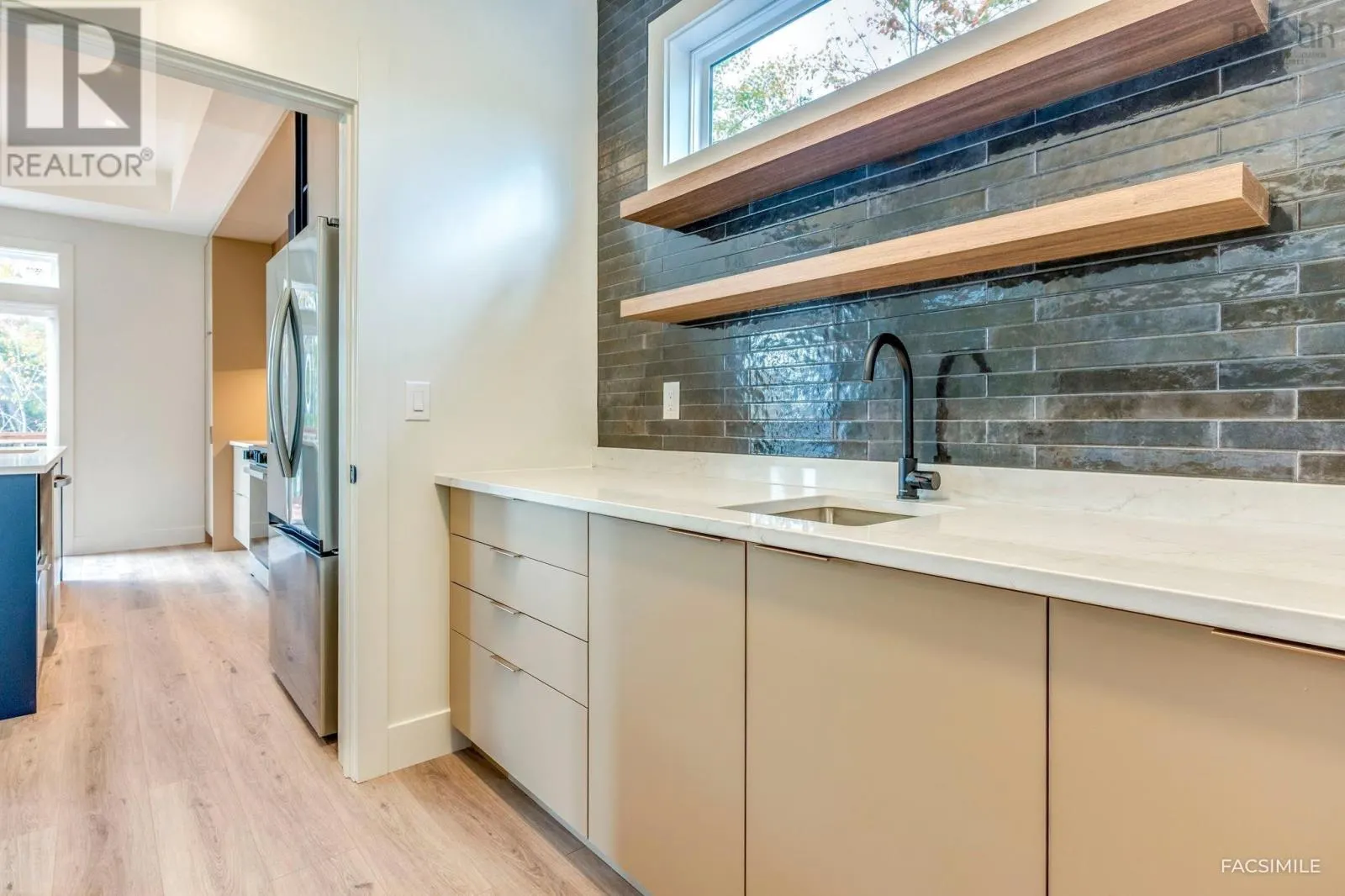 5086 292 Bondi Drive