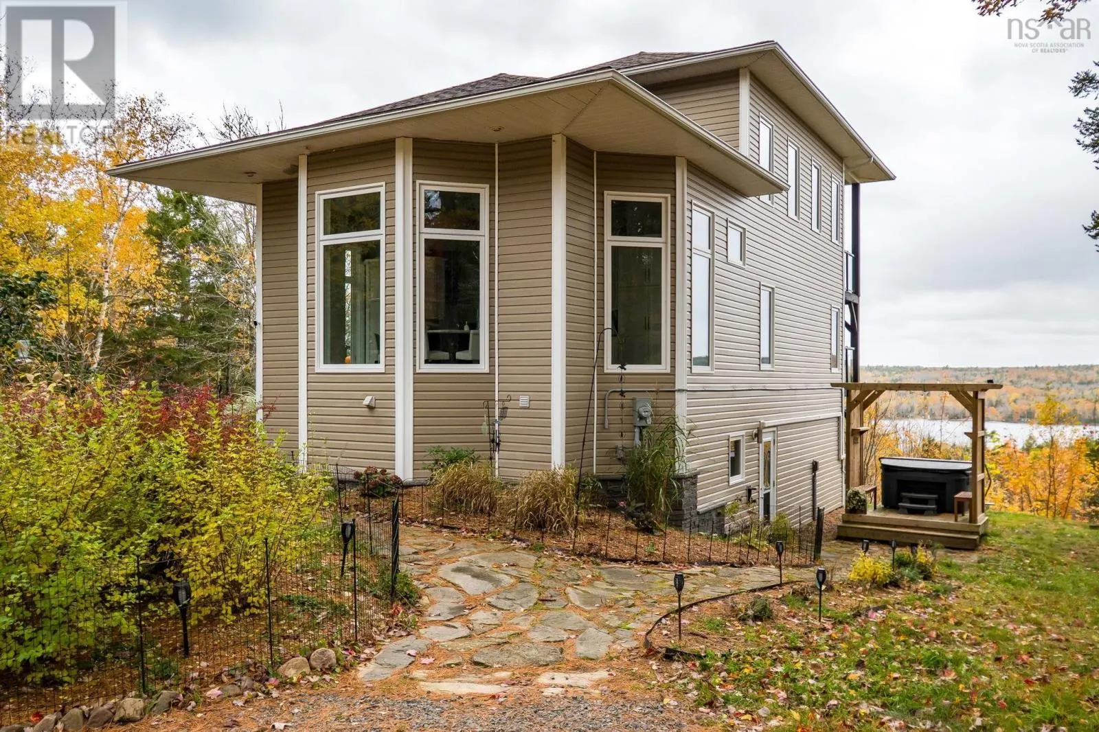 584 Summit Ridge Road