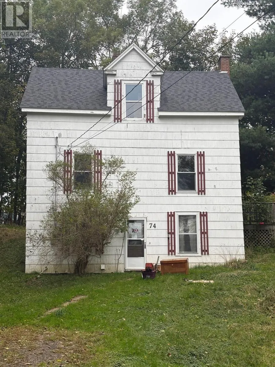 74 Ross Street