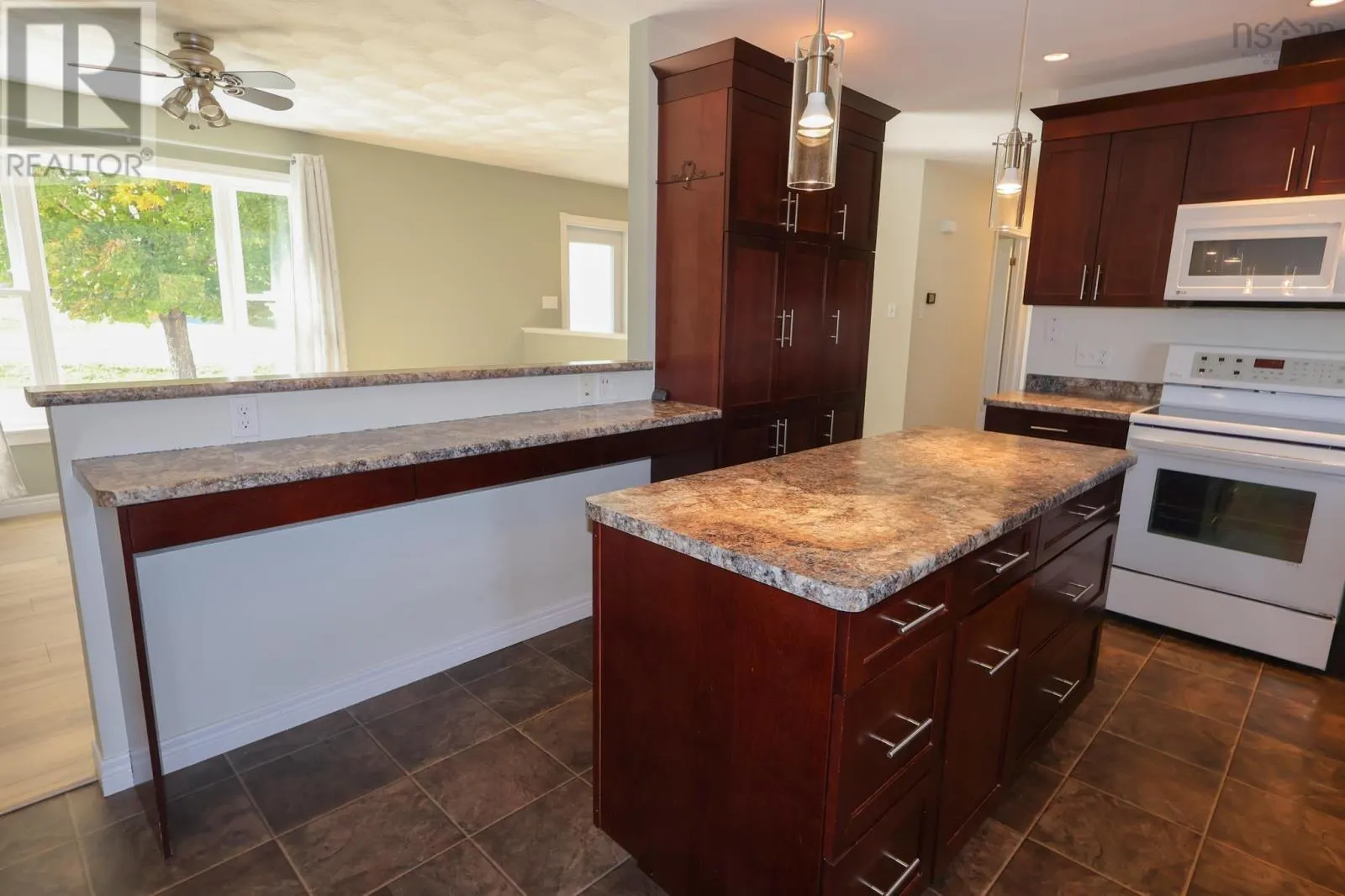 69 Dawson Heights