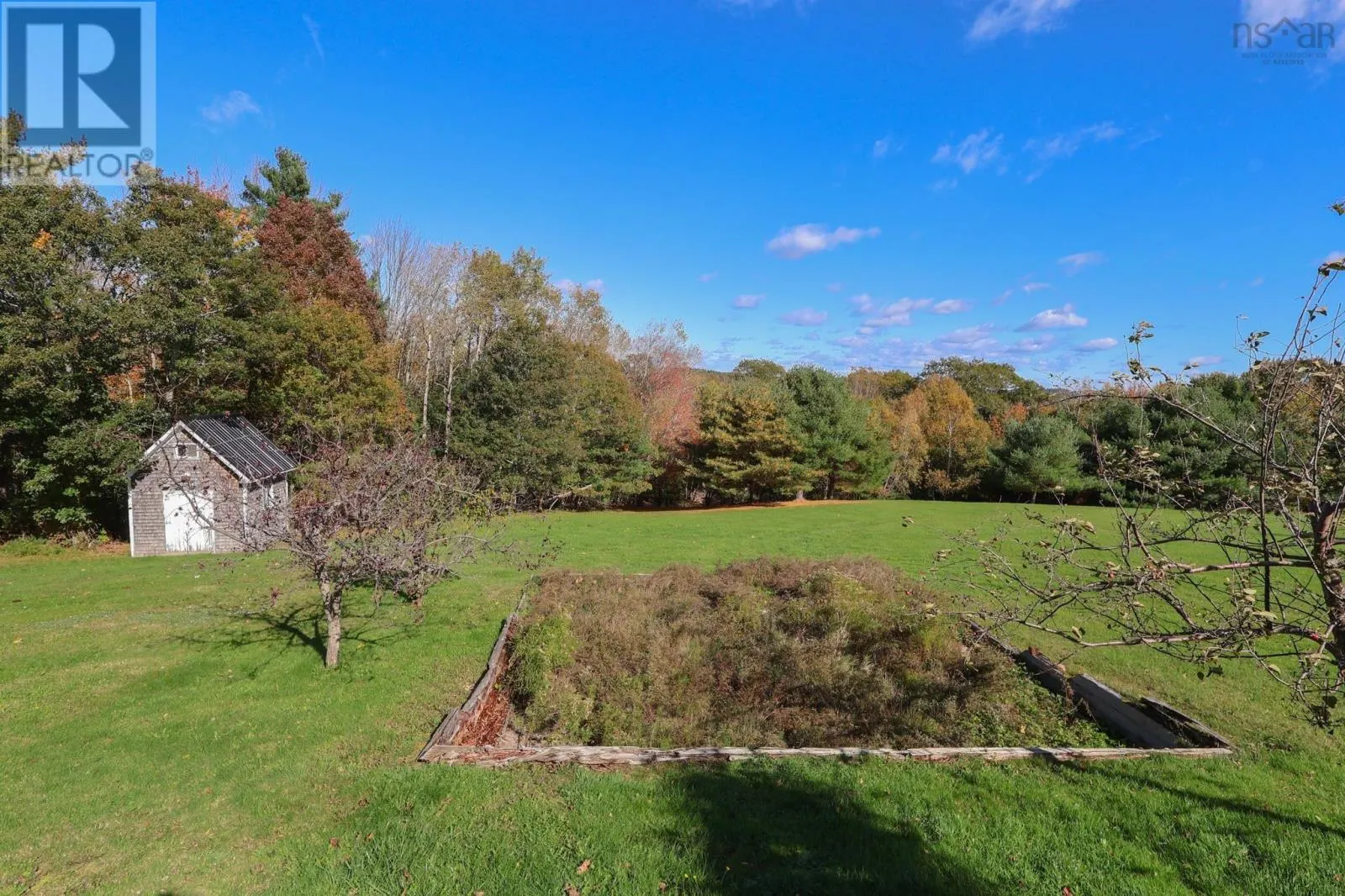 69 Dawson Heights