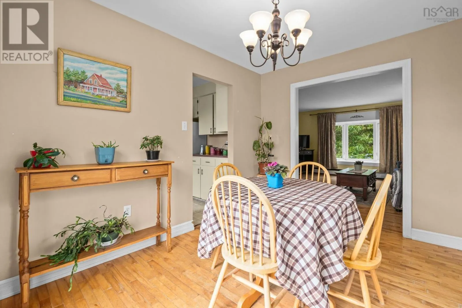 559 Cow Bay Rd