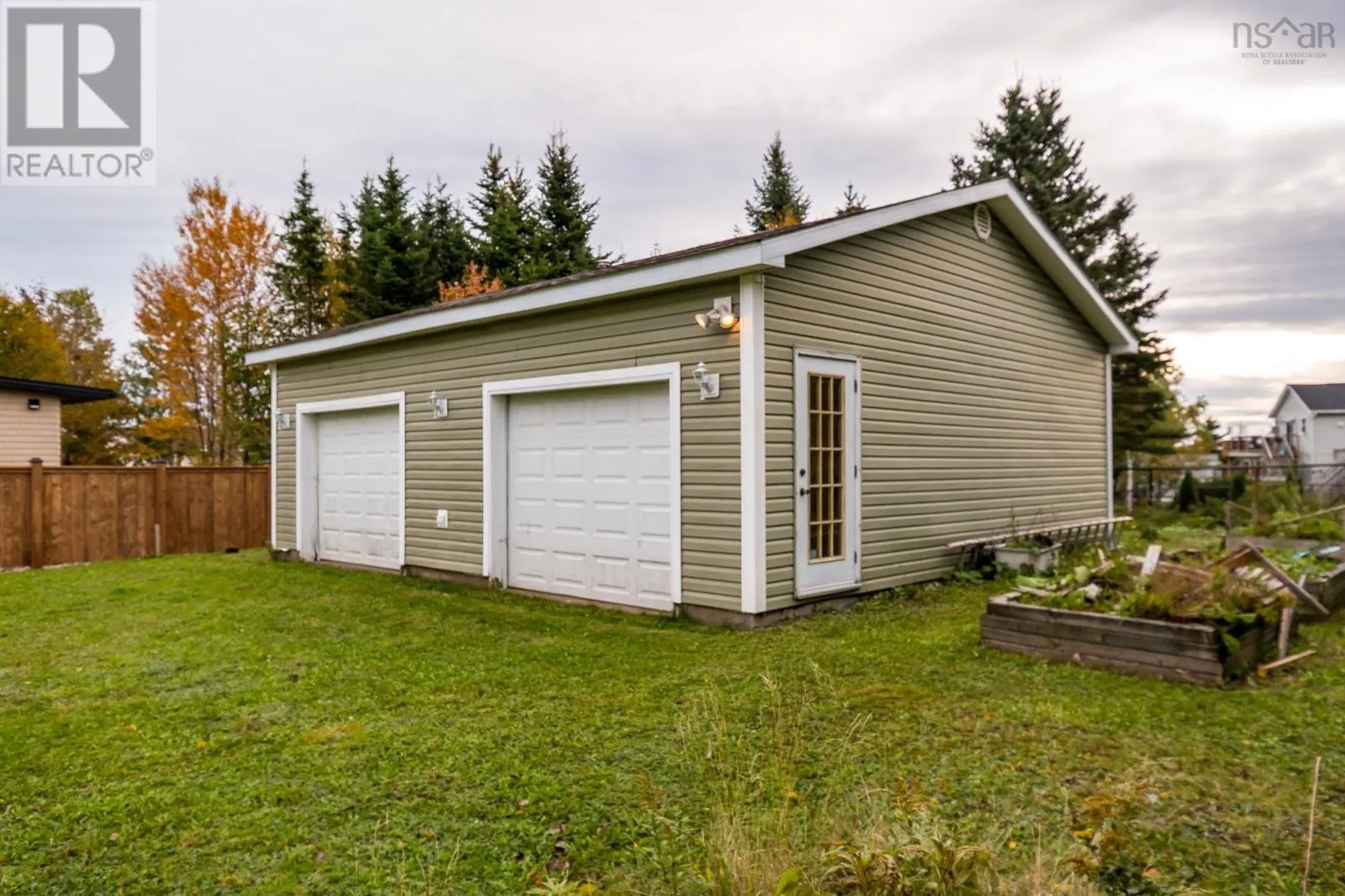 559 Cow Bay Rd