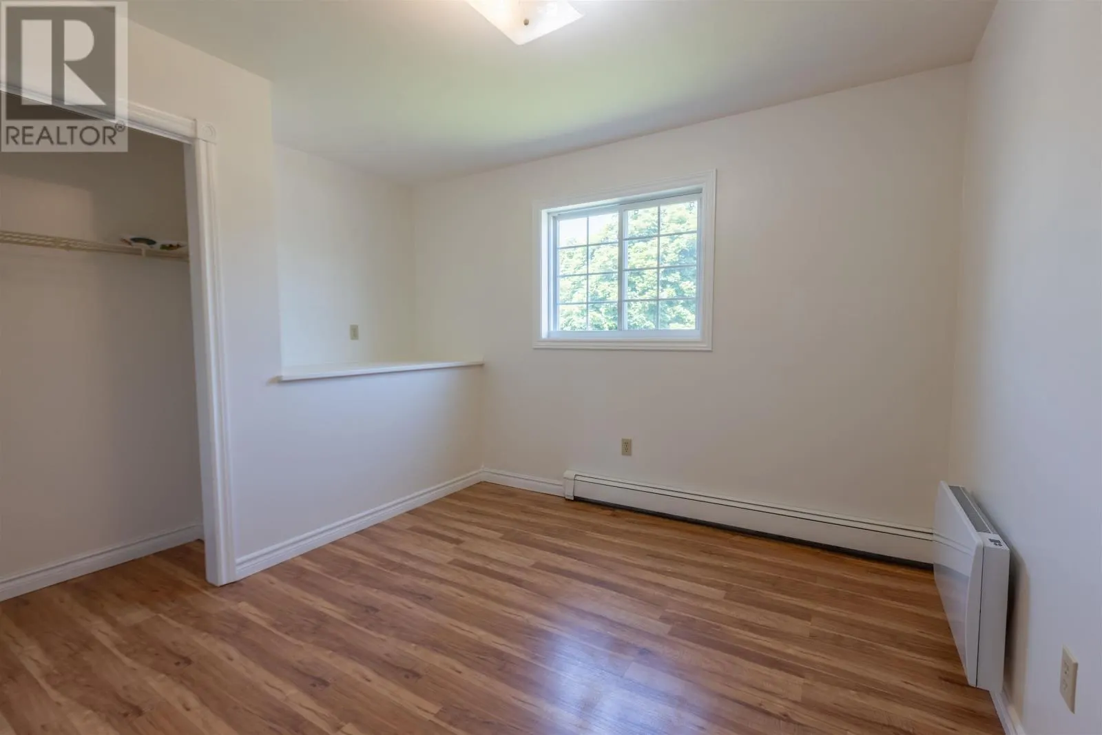 124 Westridge Crescent