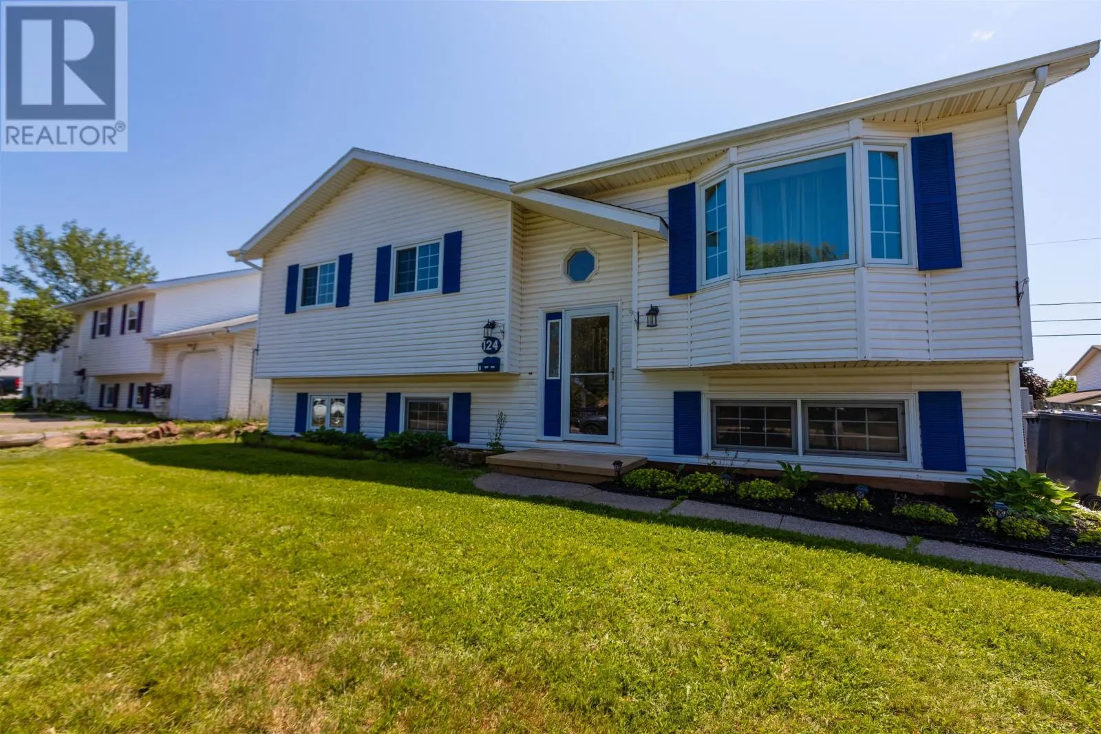 124 Westridge Crescent