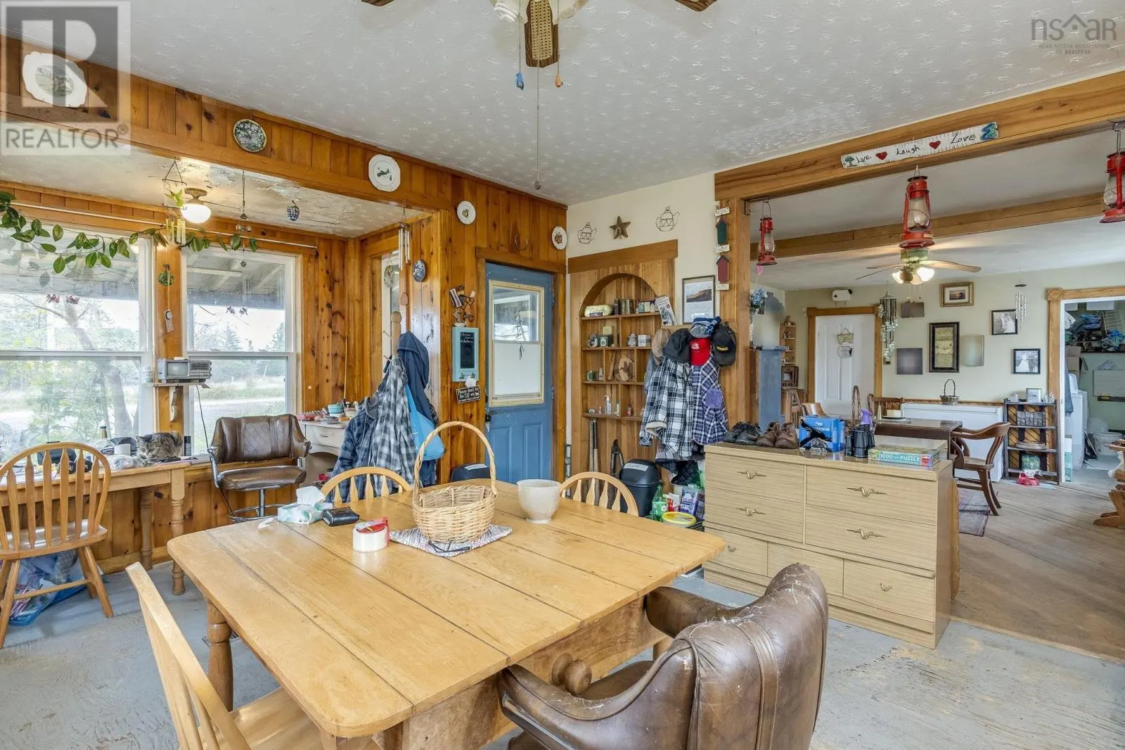1579 Highway 10