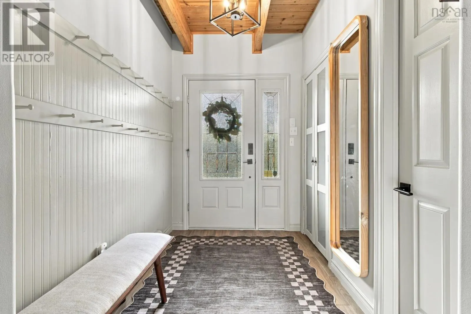 274 Longwood Lane
