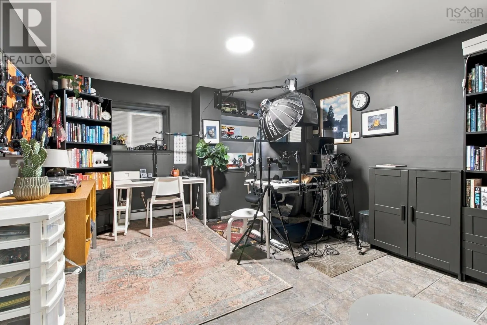 274 Longwood Lane