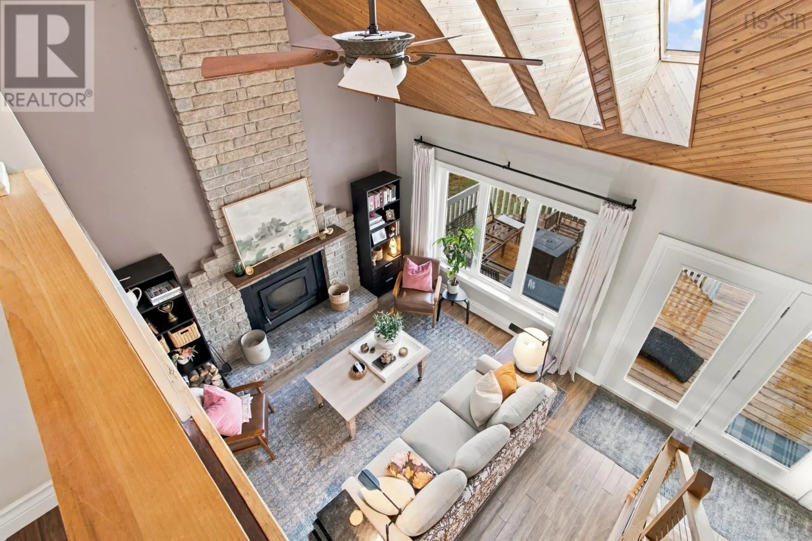 274 Longwood Lane