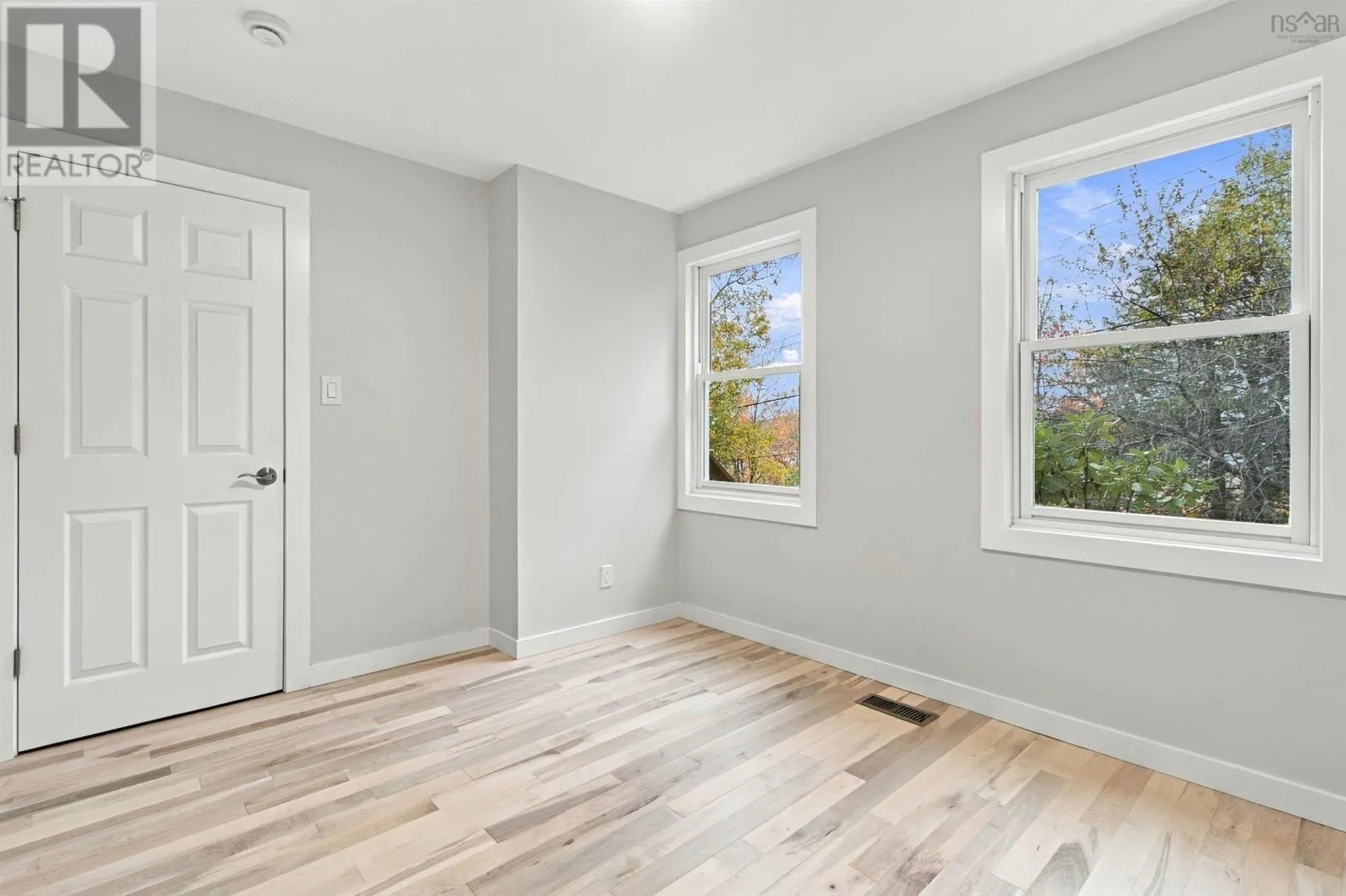7 Millview Avenue