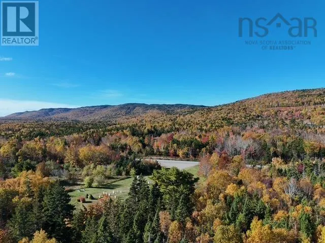 44054 Cabot Trail