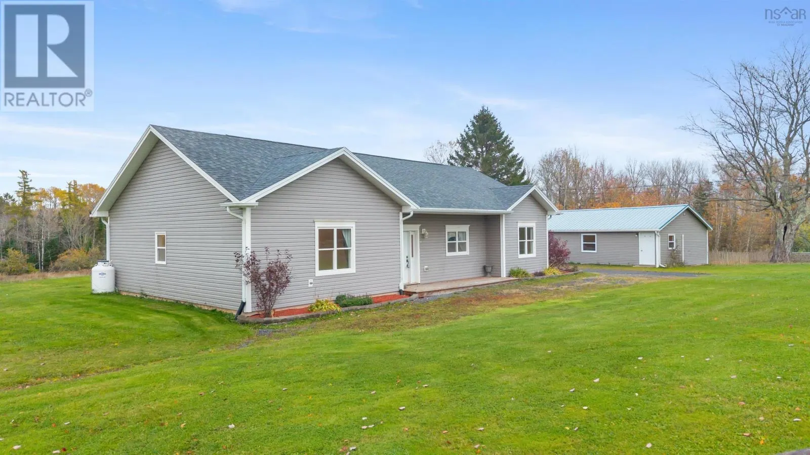 6874 Highway 354