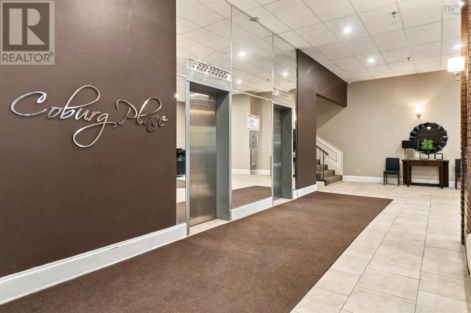 806 6369 Coburg Road
