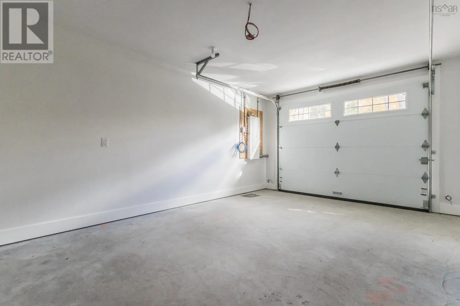 969 Pleasant Street