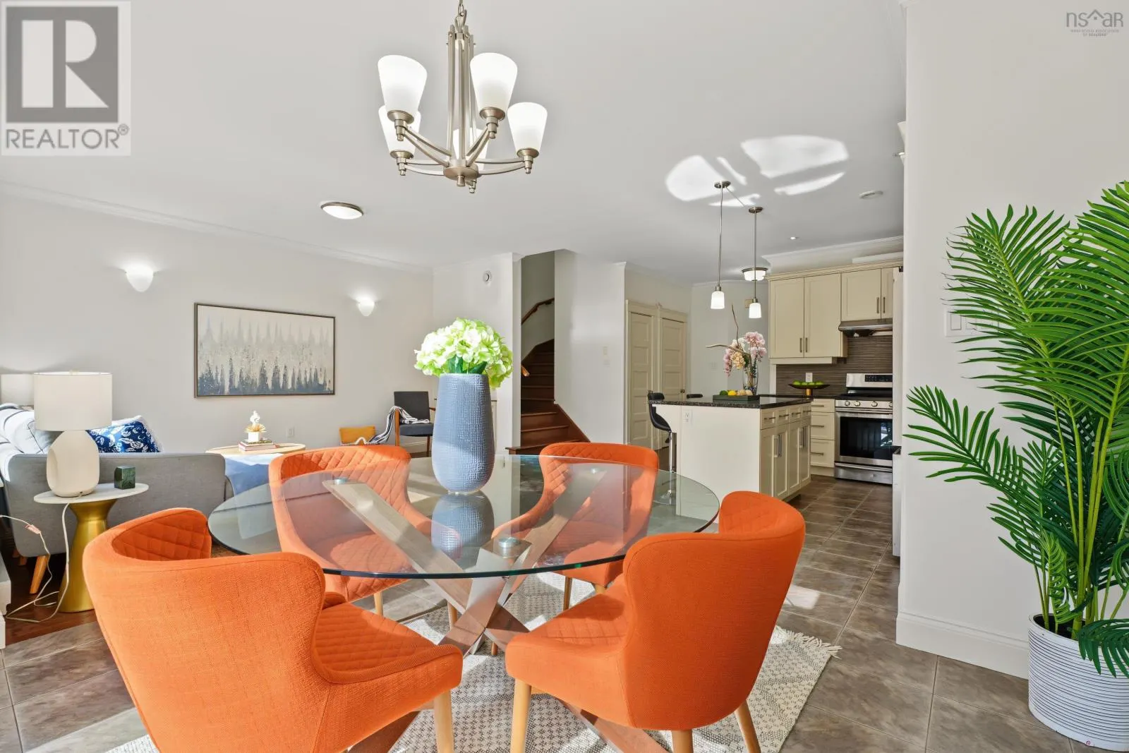 28 Hazelton Hill