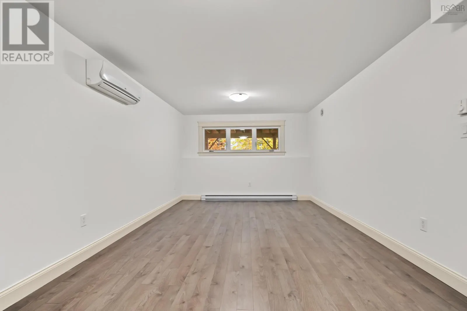 28 Hazelton Hill