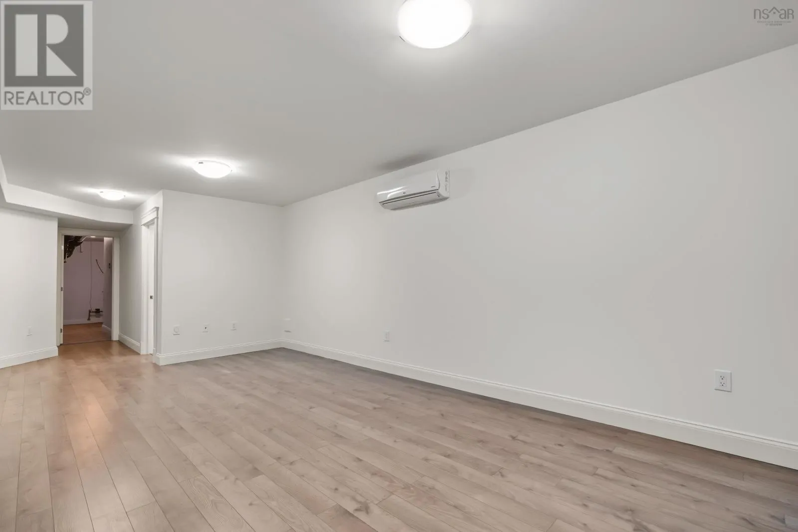28 Hazelton Hill