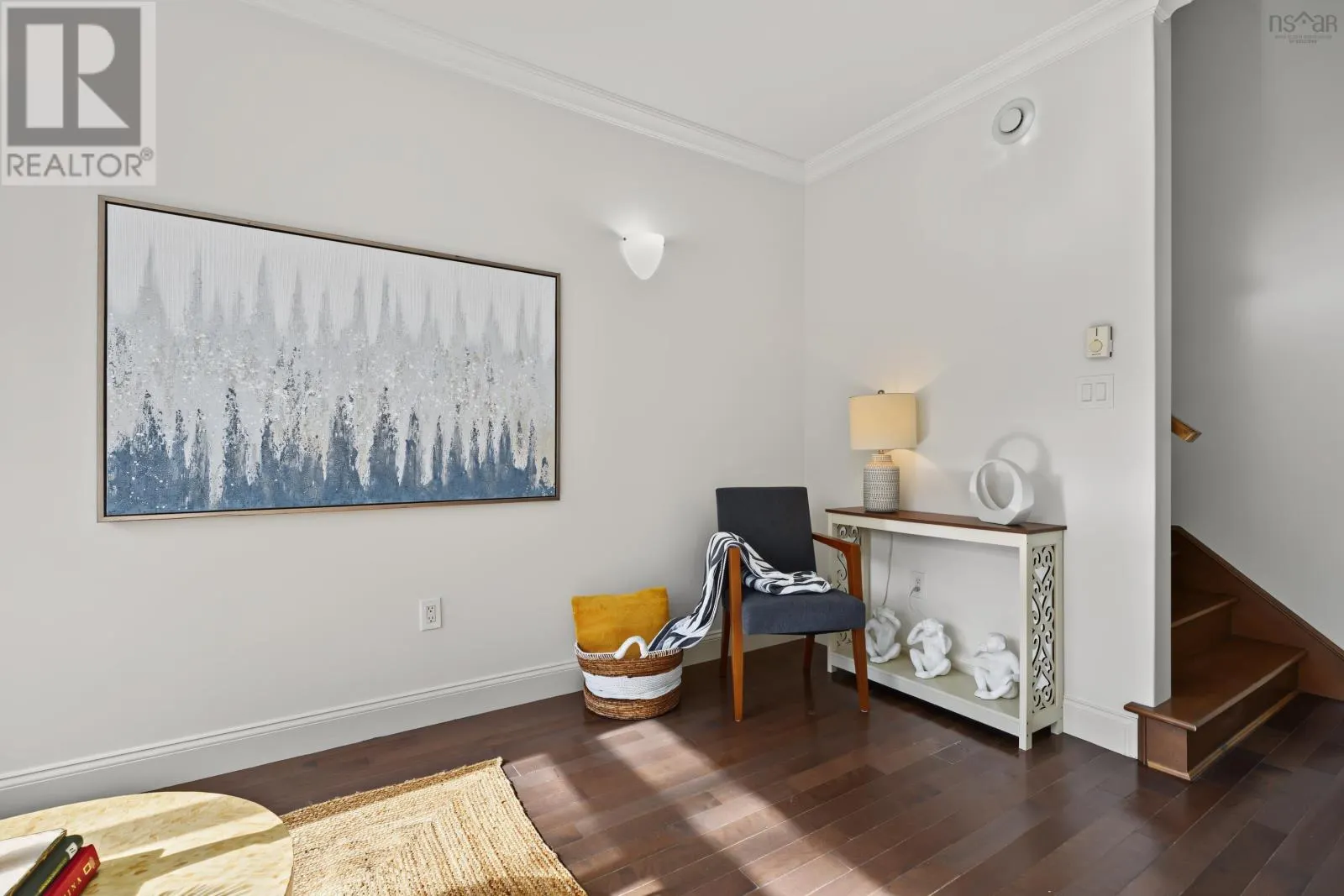 28 Hazelton Hill