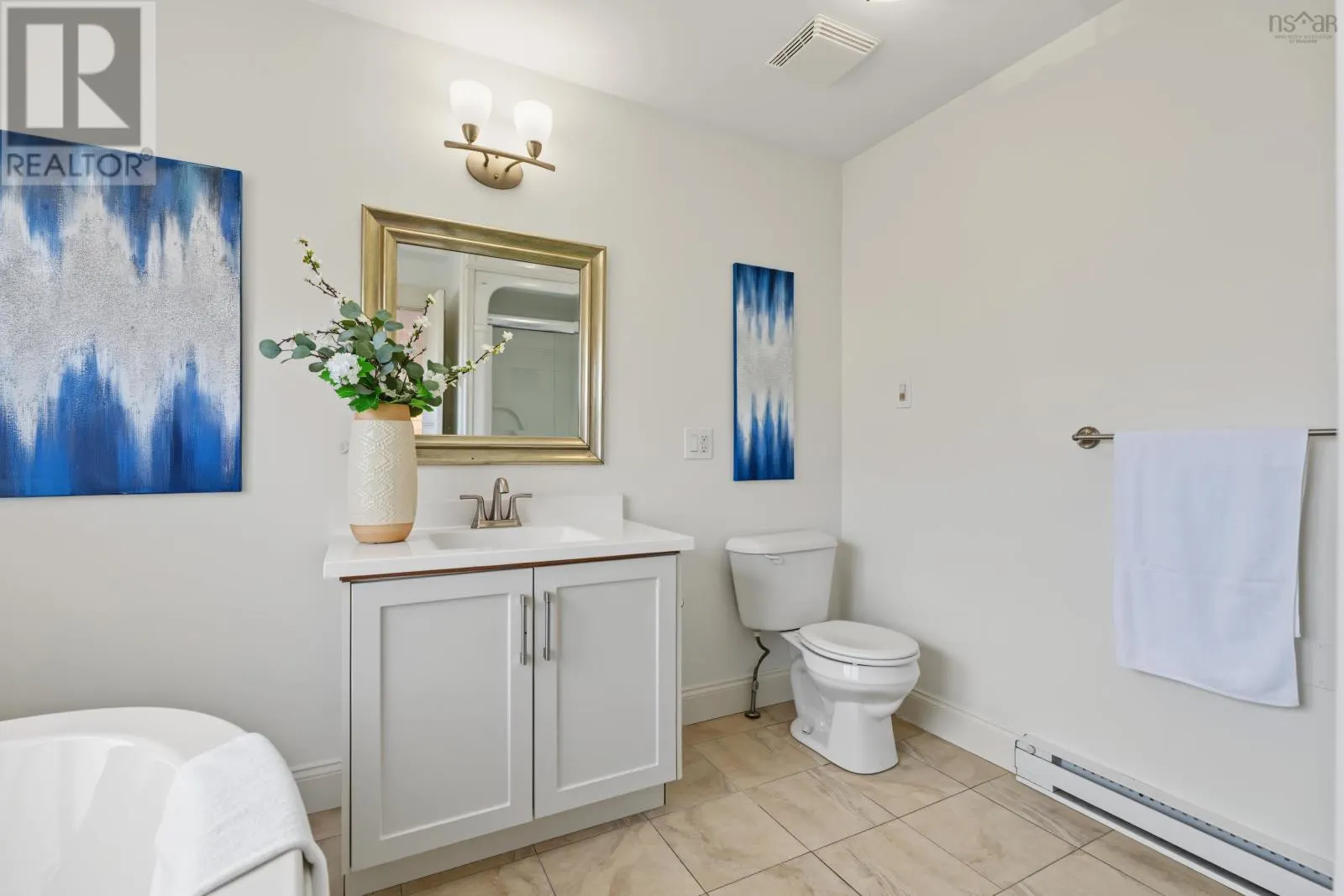28 Hazelton Hill