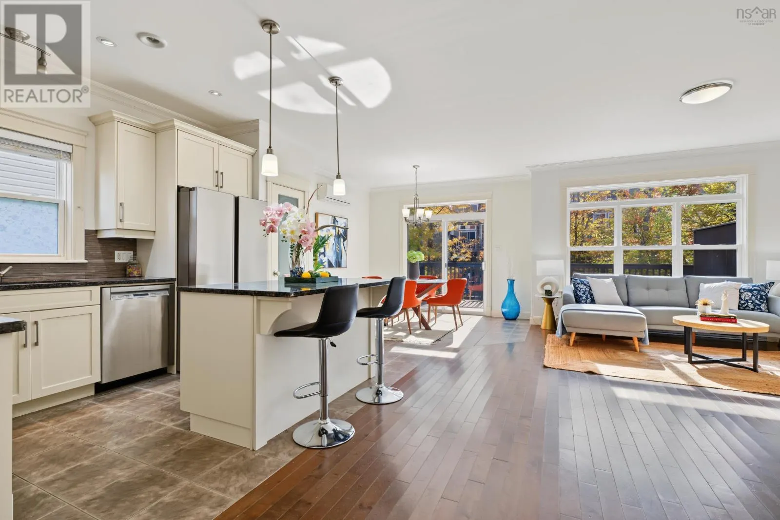 28 Hazelton Hill