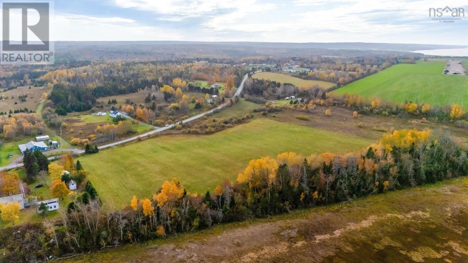 Lot B 215 Highway