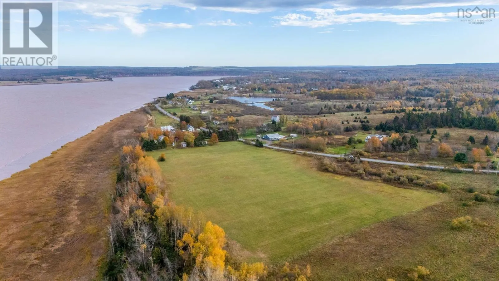 Lot B 215 Highway
