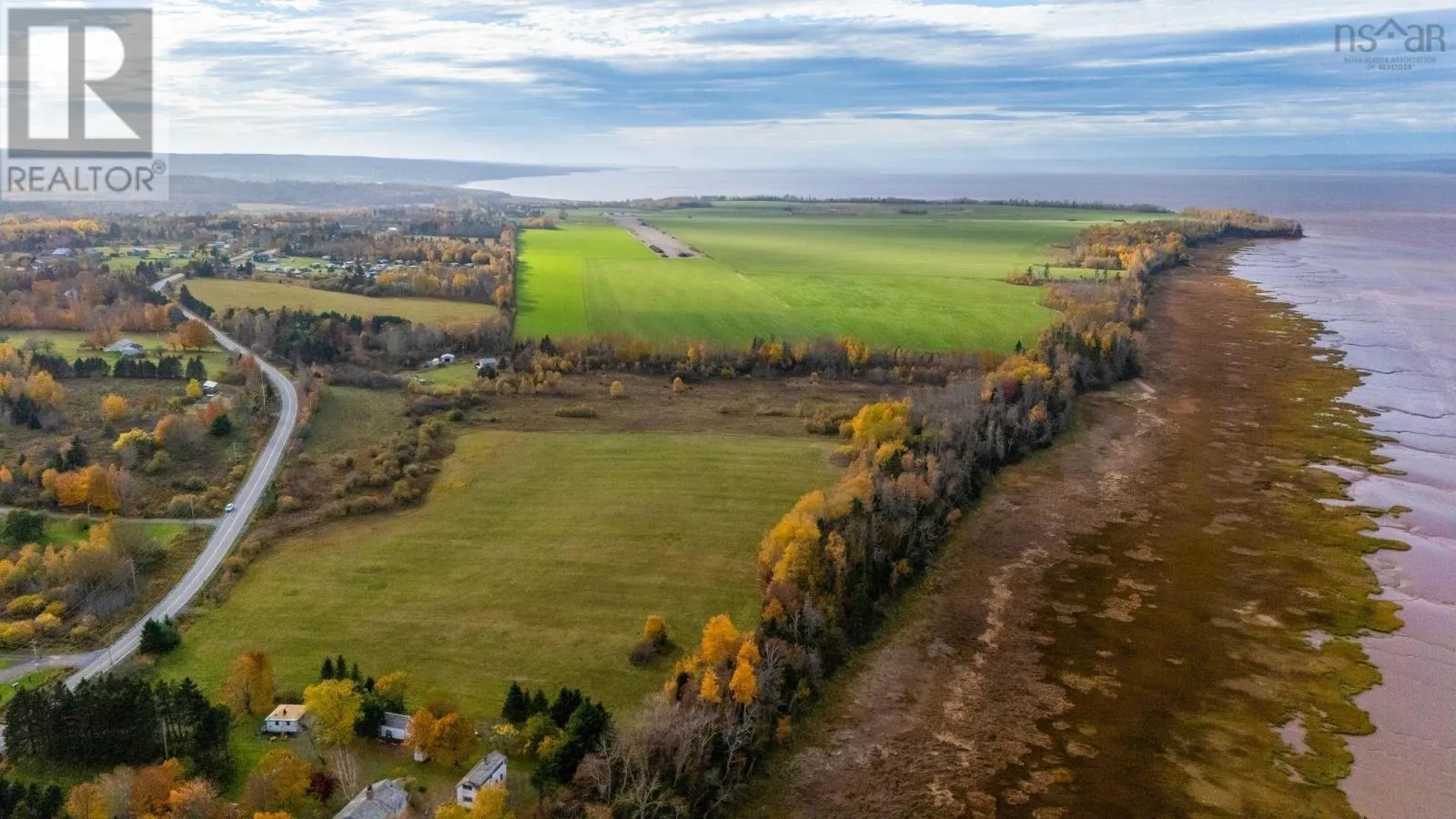 Lot B 215 Highway