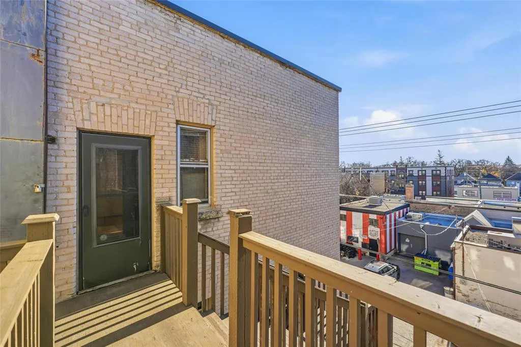 36B 778 McMillan Avenue