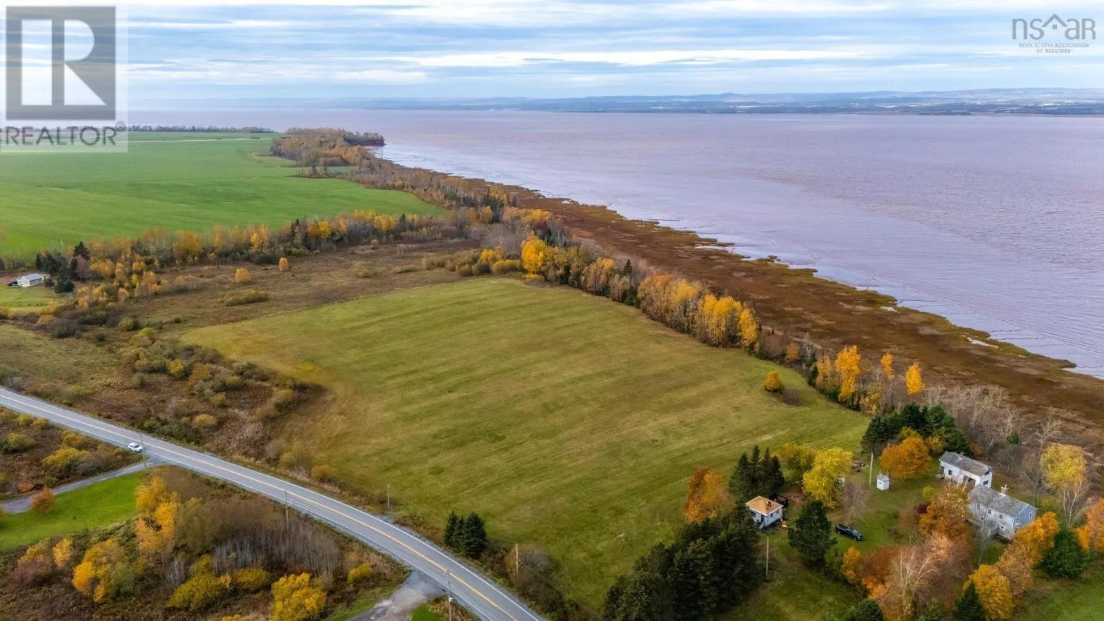 Lot B 215 Highway