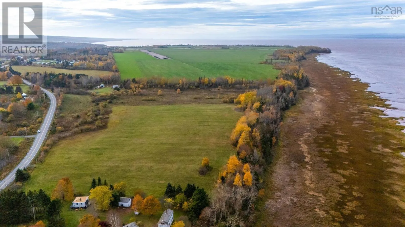 Lot B 215 Highway