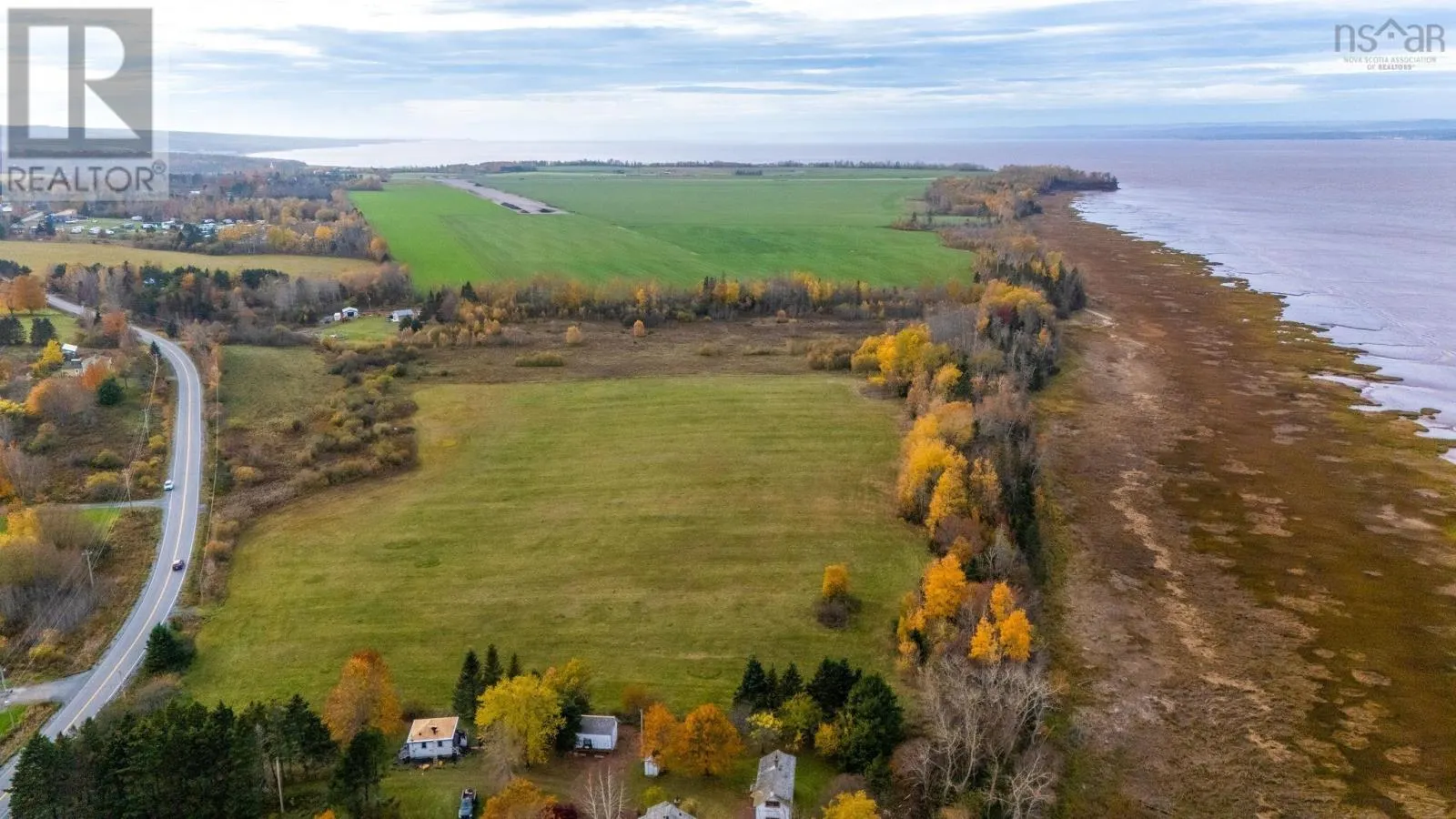 Lot B 215 Highway