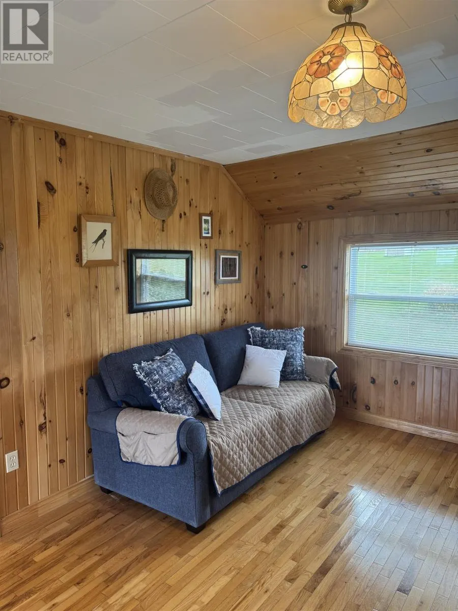 5864 ST. PETERS Road