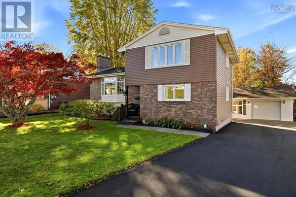 9 Parkland Avenue