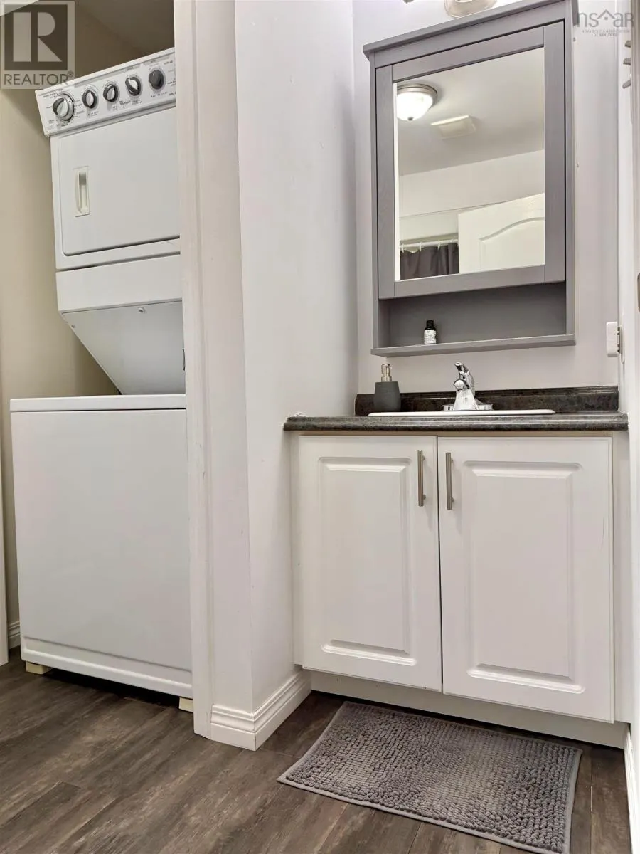15/19 Brownell Avenue