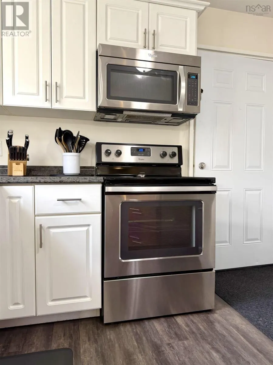 15/19 Brownell Avenue
