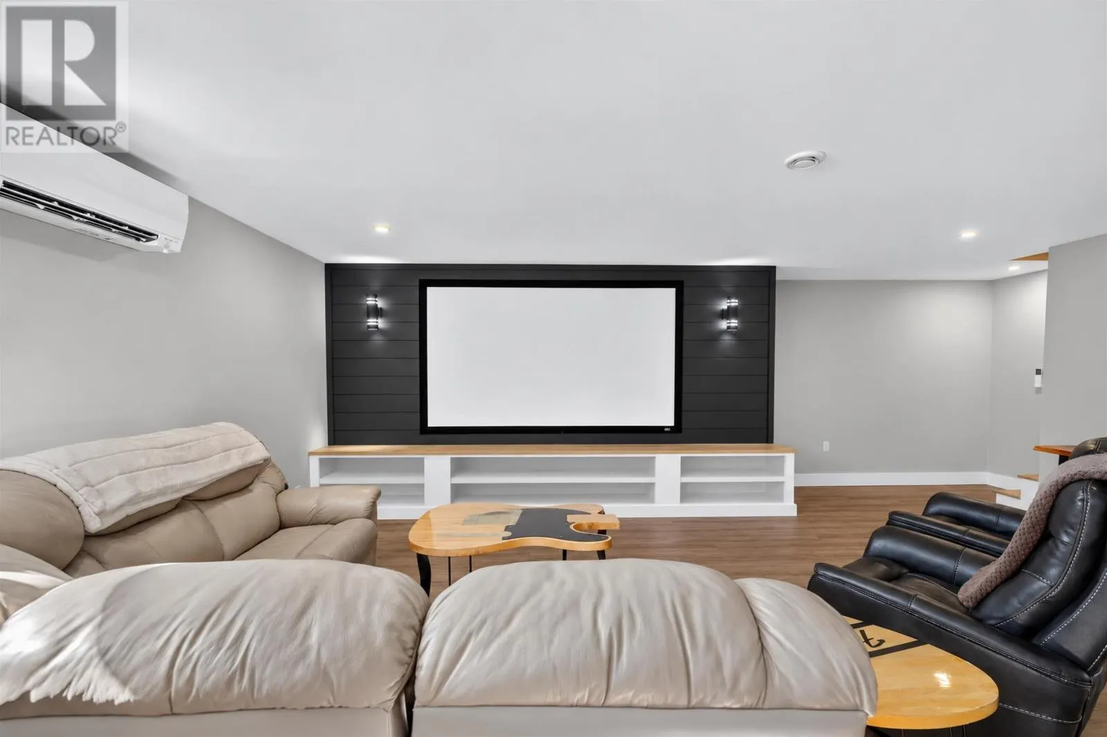 136 St. Clair Street