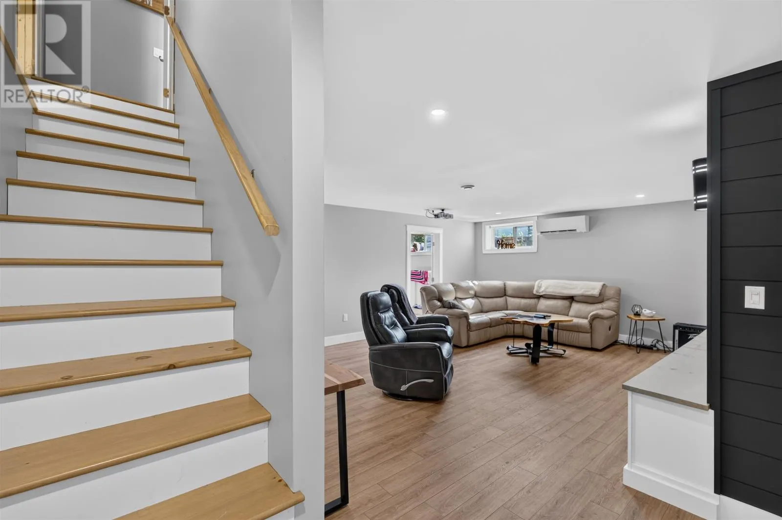 136 St. Clair Street