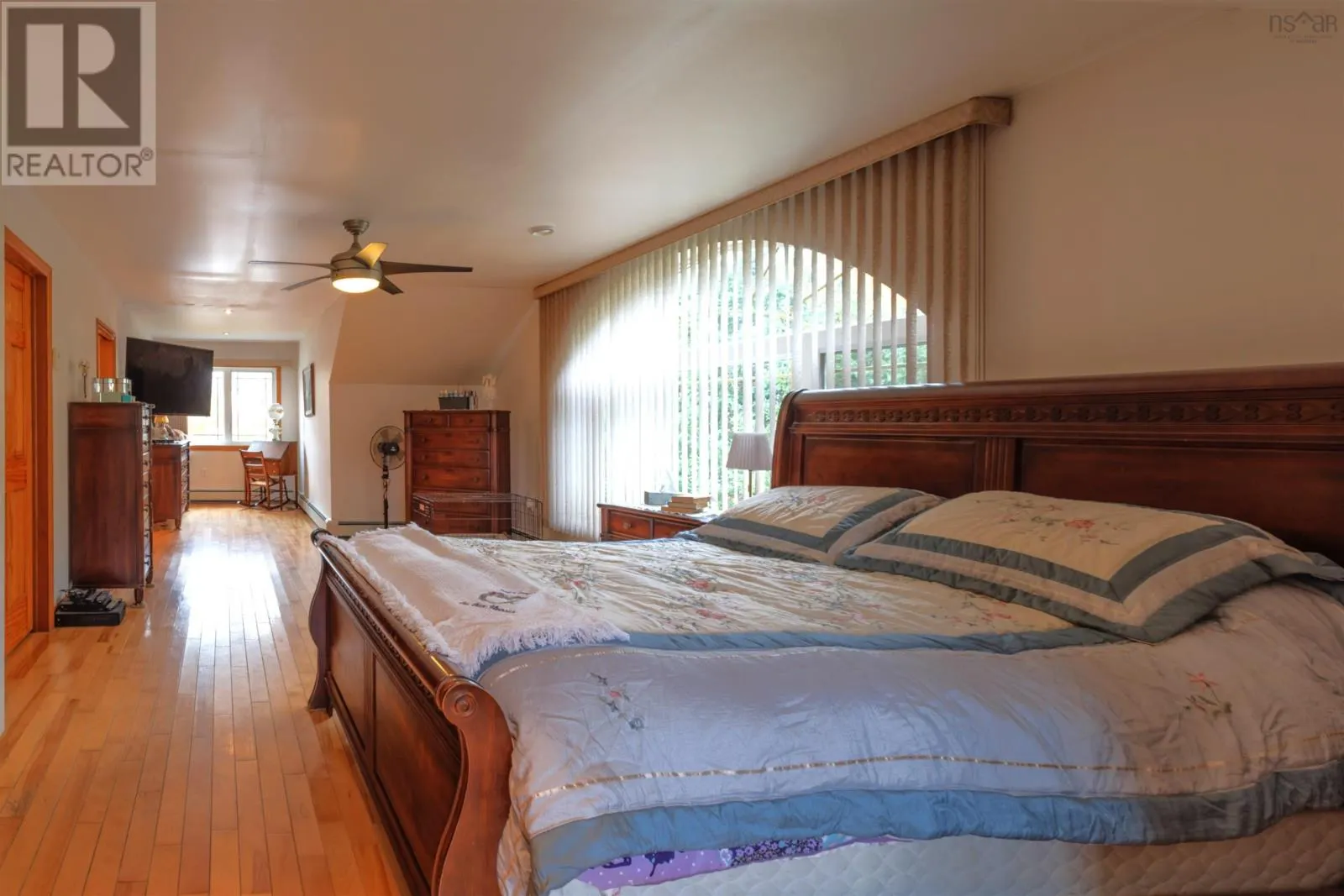 583 HILLSIDE Road