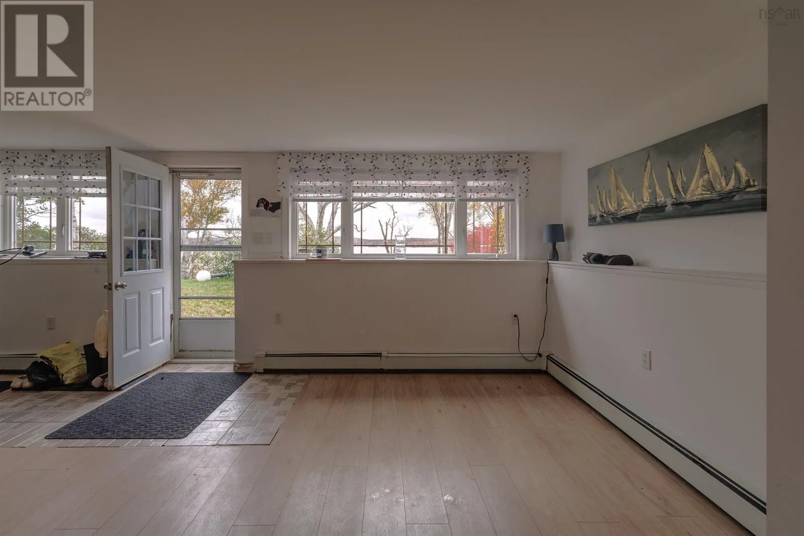583 HILLSIDE Road
