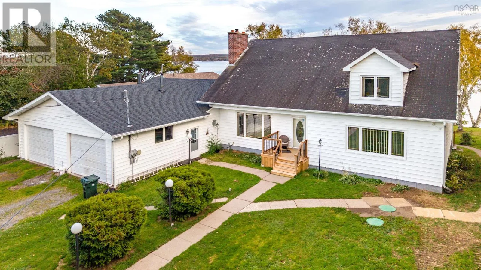 583 HILLSIDE Road