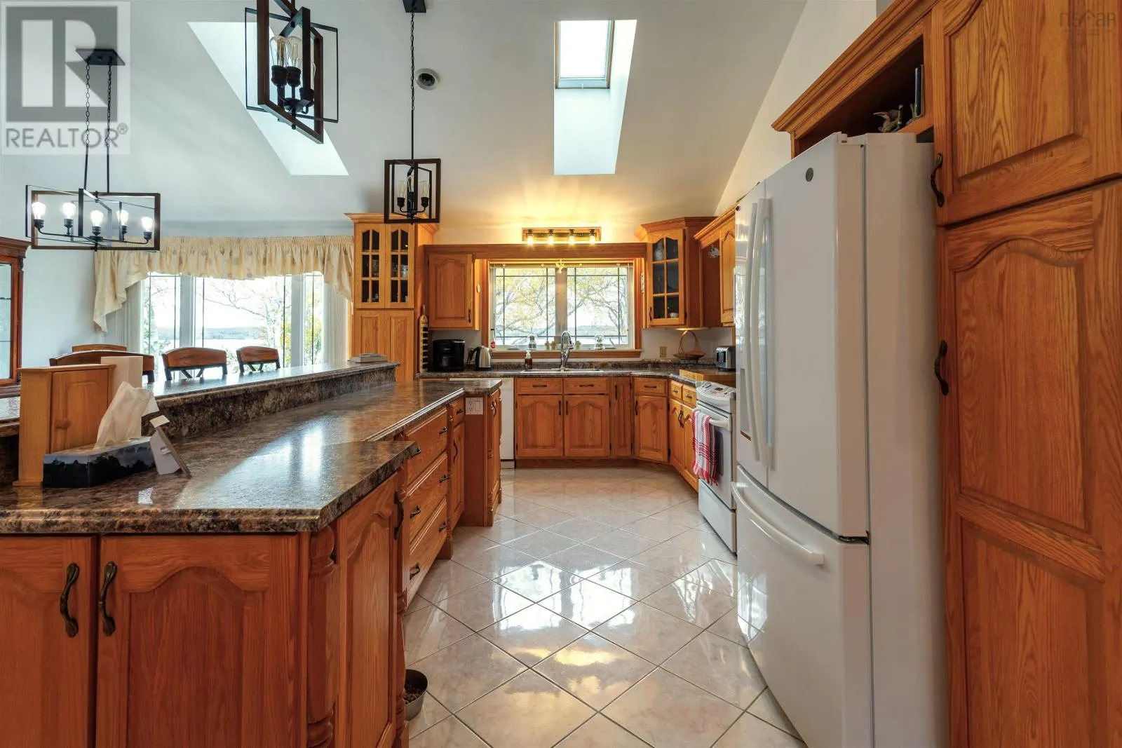 583 HILLSIDE Road