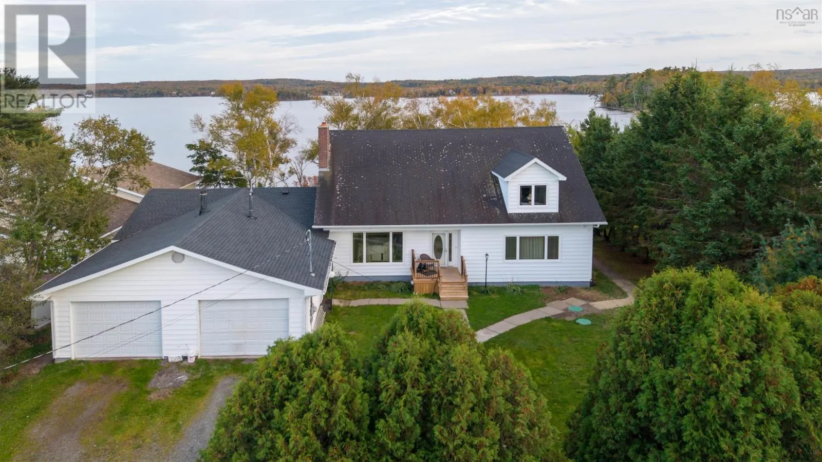 583 HILLSIDE Road