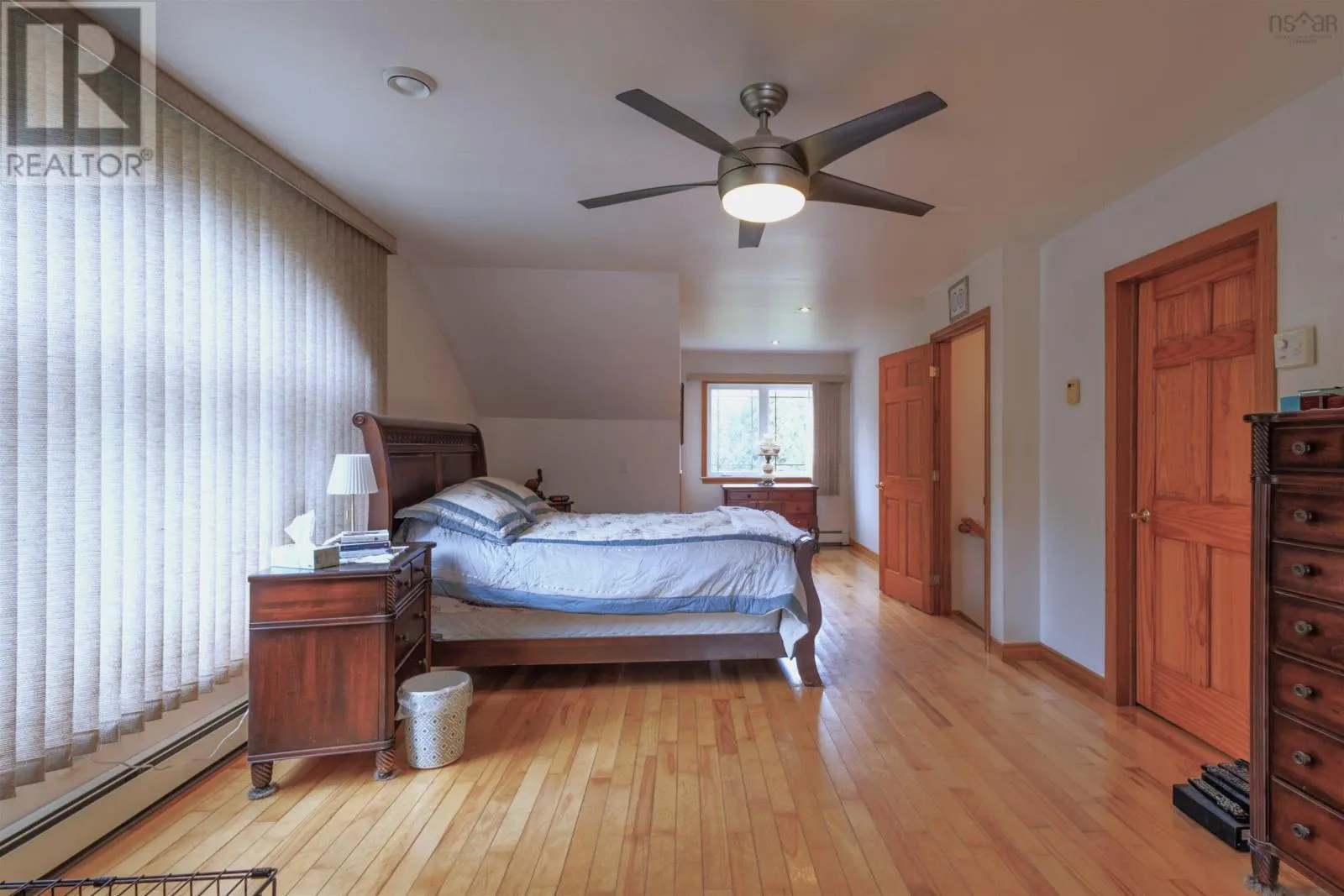583 HILLSIDE Road