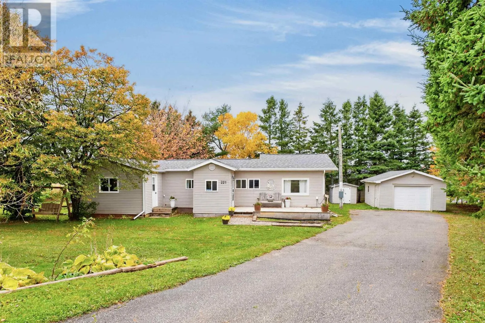 221 Mount Herbert Road